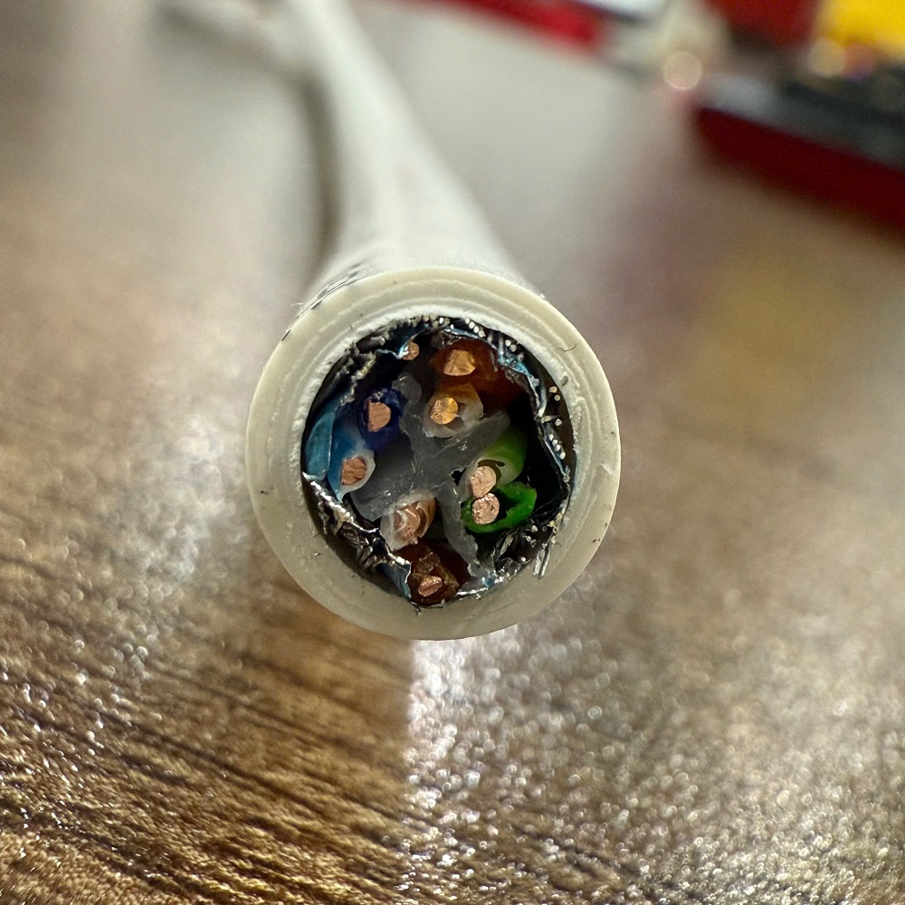 Cáp mạng CAT6A SF FTP bọc bạc chống nhiễu, ANCOMTECK ACT-305-6AFTPWH